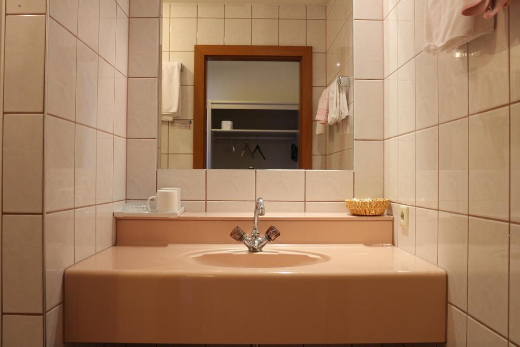 Wasserpalast - Breakfast For Free!!! Hotel 2*